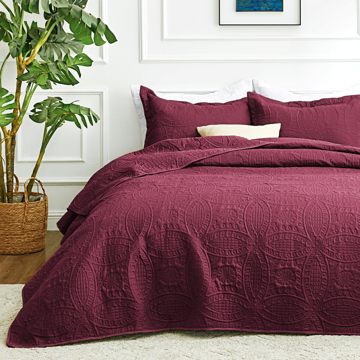 Love's Cabin Lightweight Quilt Bedspread Set