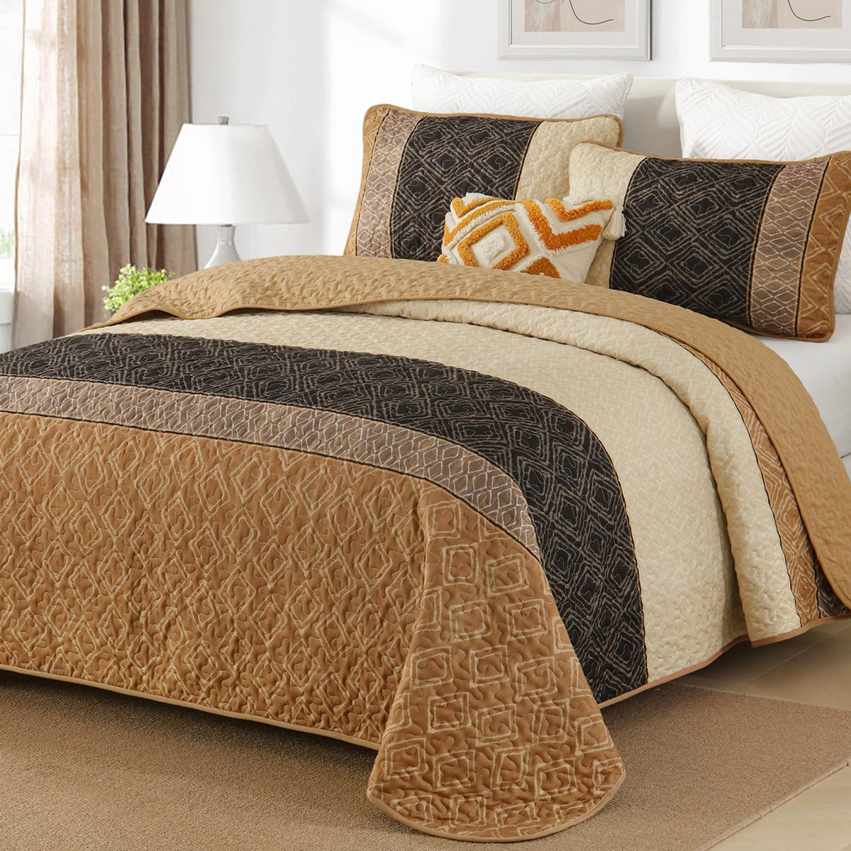 Cottolester Striped Quilt Bedspread Set
