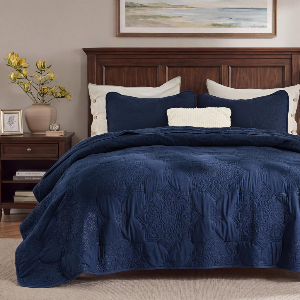 Bedsure Clover Ultrasonic Quilt Bedspread